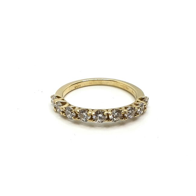 טבעת יהלום חצי נישואין משובצת 0.90 קראט יהלומים dr167